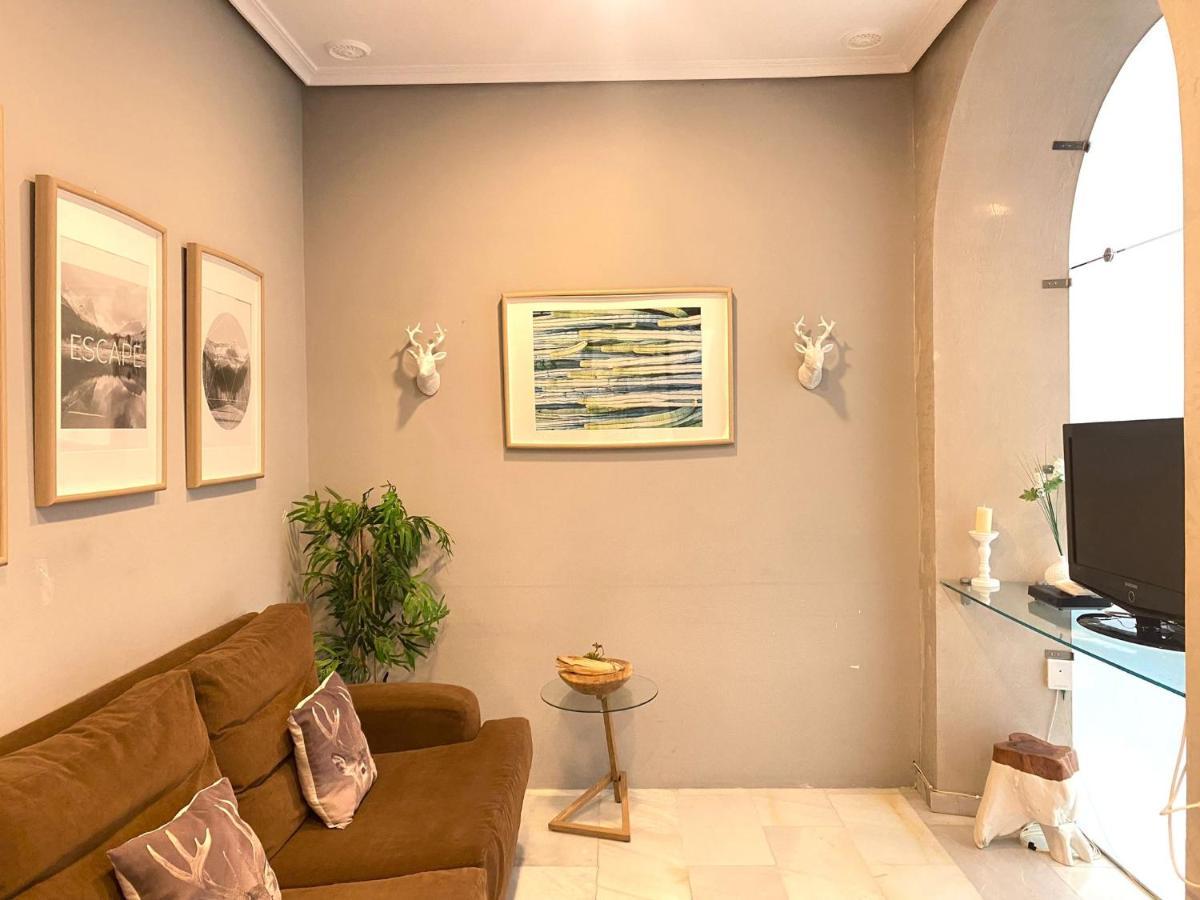 Apartamento Colon 1451 - Pleno Centro Y Wifi Gratis Cádiz Eksteriør bilde